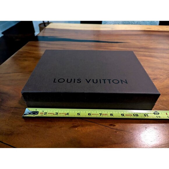 Louis Vuitton Brown Gift Box With Ribbon & Tissue Paper 12x8x2.5 - Picture 5 of 16